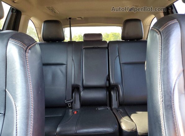 5TDJZRFH2HS387476 2017 TOYOTA HIGHLANDER Gray Вид задніх сидінь