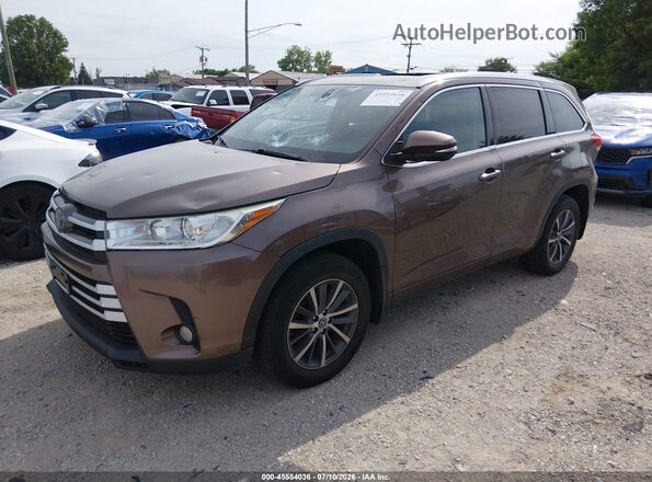 5TDJZRFH2HS443089 2017 TOYOTA HIGHLANDER  Przód lewy
