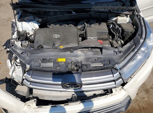 5TDJZRFH2HS514842 2017 TOYOTA HIGHLANDER White ძრავის განყოფილების ხედი