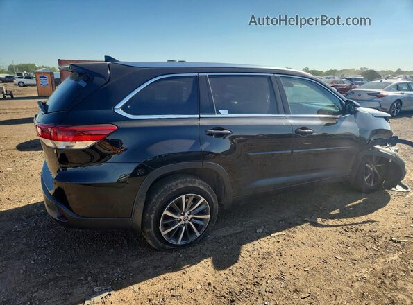 5TDJZRFH2JS545949 2018 TOYOTA HIGHLANDER Black Задня права чверть