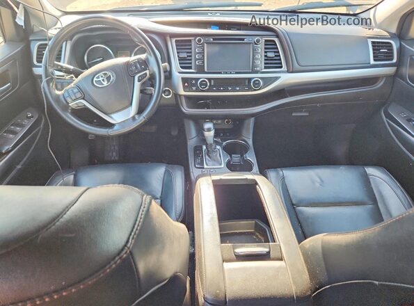 5TDJZRFH2JS545949 2018 TOYOTA HIGHLANDER Black Вид панелі приладів