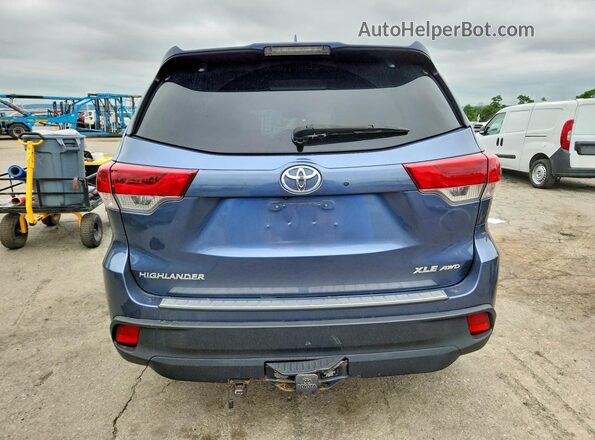 5TDJZRFH2JS820946 2018 TOYOTA HIGHLANDER Blue Vista trasera