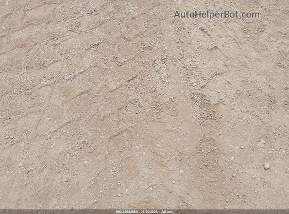 5TDJZRFH2JS890768 2018 TOYOTA HIGHLANDER Silver Вид панелі приладів