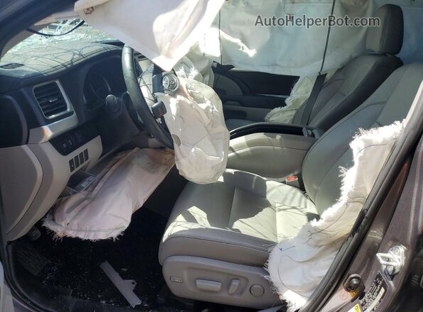 5TDJZRFH2KS599348 2019 TOYOTA HIGHLANDER Gray Front interior view