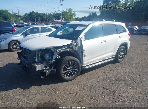 5TDJZRFH2KS625267 2019 TOYOTA HIGHLANDER White Front left