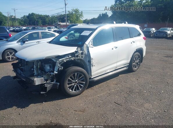 5TDJZRFH2KS625267 2019 TOYOTA HIGHLANDER White Front view