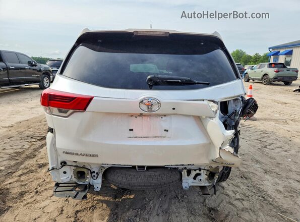 5TDJZRFH3HS457258 2017 TOYOTA HIGHLANDER White Rear view