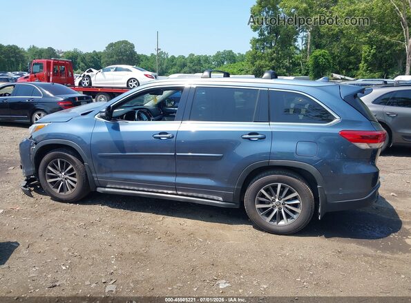 5TDJZRFH3HS483620 2017 TOYOTA HIGHLANDER Синий Панорамный вид салона 360°