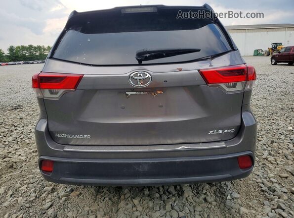 5TDJZRFH4HS415407 2017 TOYOTA HIGHLANDER Gray Rear view