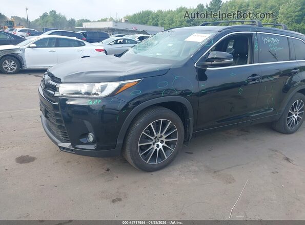 5TDJZRFH4HS436077 2017 TOYOTA HIGHLANDER Черный Передняя левая четверть