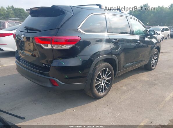 5TDJZRFH4HS436077 2017 TOYOTA HIGHLANDER Черный Задняя правая четверть