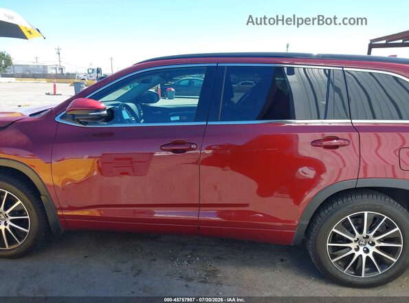 5TDJZRFH4HS483044 2017 TOYOTA HIGHLANDER Red 