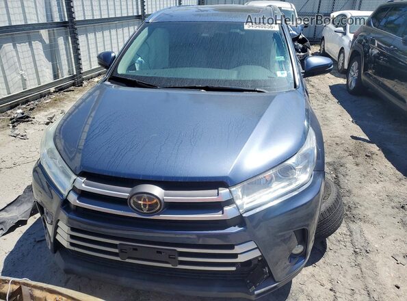 5TDJZRFH4JS497970 2018 TOYOTA HIGHLANDER Blue Front view