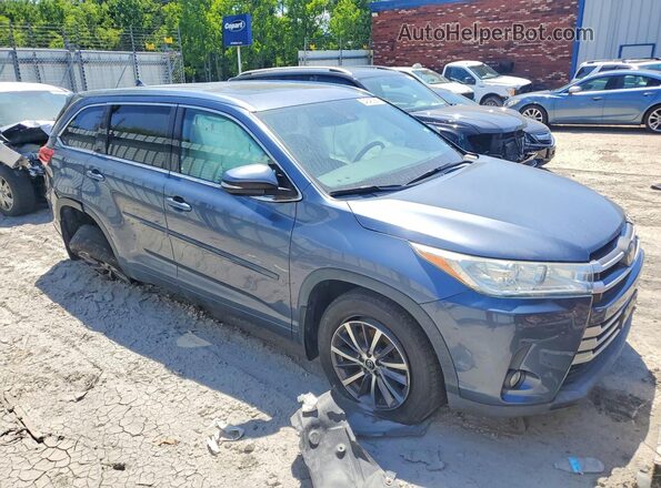 5TDJZRFH4JS497970 2018 TOYOTA HIGHLANDER Blue Front right