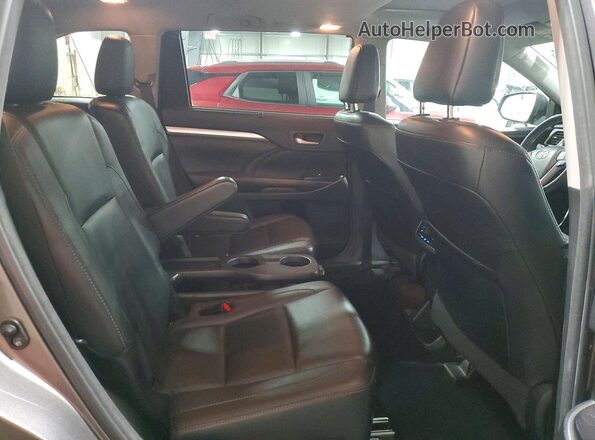 5TDJZRFH4JS498004 2018 TOYOTA HIGHLANDER Gray Vista de los asientos traseros