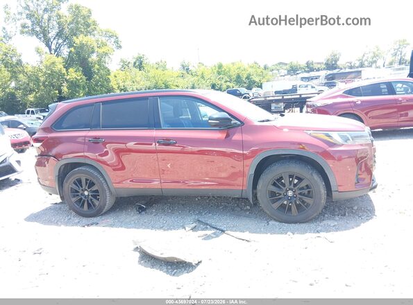5TDJZRFH4KS975791 2019 TOYOTA HIGHLANDER Красный Вид задней части салона