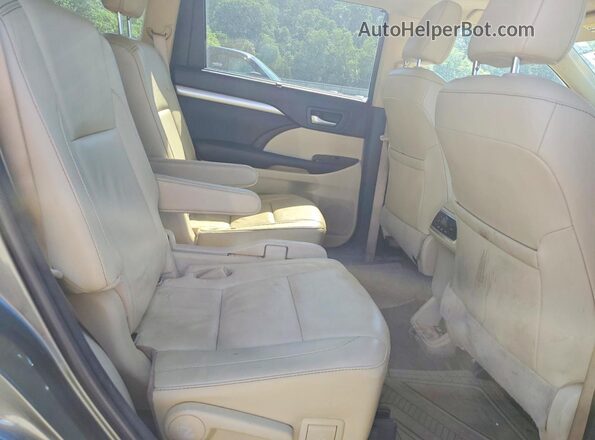 5TDJZRFH5HS367982 2017 TOYOTA HIGHLANDER Green უკანა სალონის ხედი