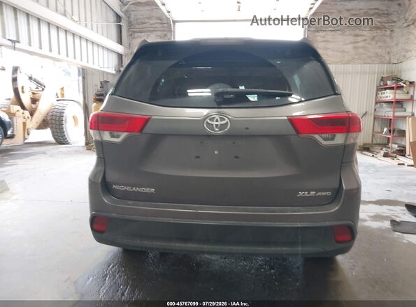 5TDJZRFH5HS394194 2017 TOYOTA HIGHLANDER Коричневый 