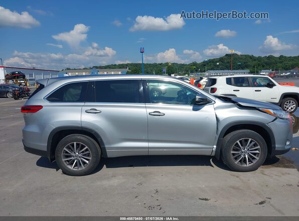 5TDJZRFH5HS467614 2017 TOYOTA HIGHLANDER Silver Սալոնի հետևի տեսք