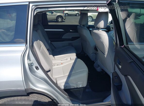 5TDJZRFH5HS467614 2017 TOYOTA HIGHLANDER Silver VIN կոդի պիտակի տեսք