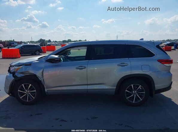 5TDJZRFH5HS467614 2017 TOYOTA HIGHLANDER Silver Սալոնի 360 աստիճան տեսք