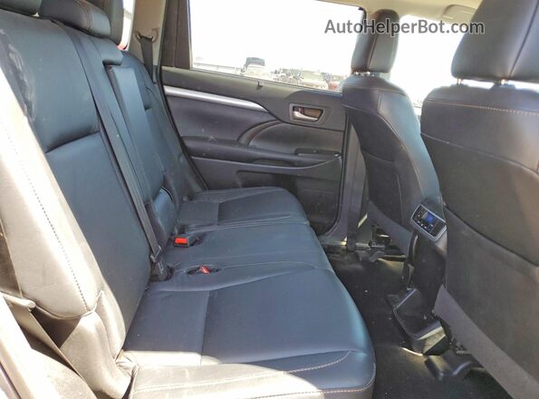 5TDJZRFH5JS560574 2018 TOYOTA HIGHLANDER Gray Вид задніх сидінь