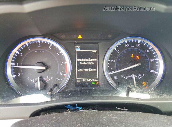 5TDJZRFH5JS898699 2018 TOYOTA HIGHLANDER White Սարքավորումների վահանակի տեսք