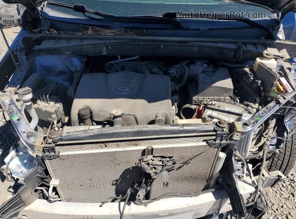 5TDJZRFH5KS708949 2019 TOYOTA HIGHLANDER Blue Շարժիչի բաժամունքի տեսք