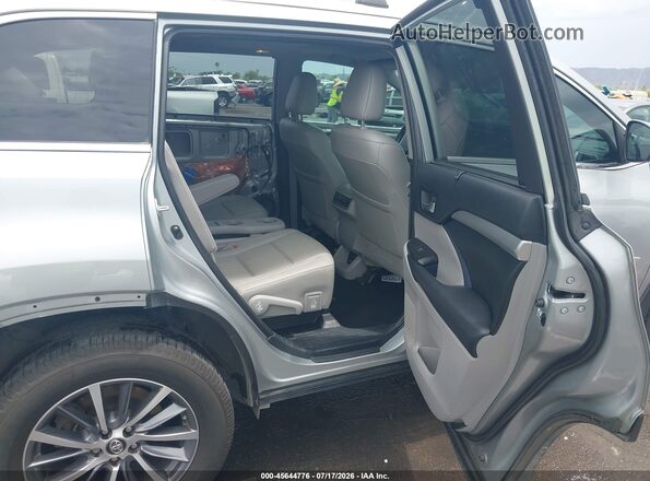 5TDJZRFH5KS981499 2019 TOYOTA HIGHLANDER Silver VIN կոդի պիտակի տեսք