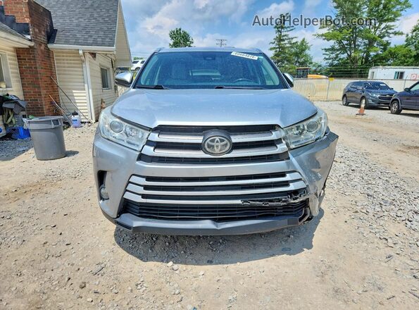 5TDJZRFH6HS510440 2017 TOYOTA HIGHLANDER Серебряный Вид спереди