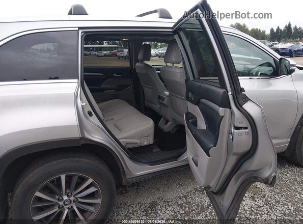 5TDJZRFH6JS524506 2018 TOYOTA HIGHLANDER Silver Вид наклейки з VIN-кодом