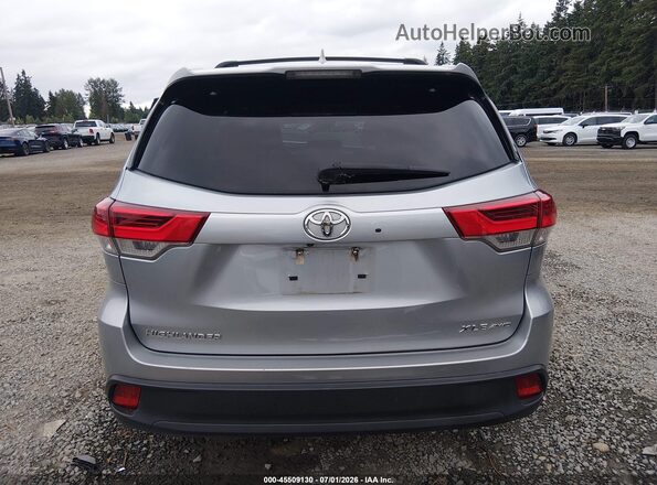 5TDJZRFH6JS524506 2018 TOYOTA HIGHLANDER Silver 