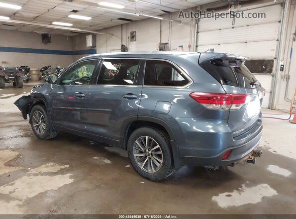 5TDJZRFH6JS889185 2018 TOYOTA HIGHLANDER Blue Trasero izquierdo