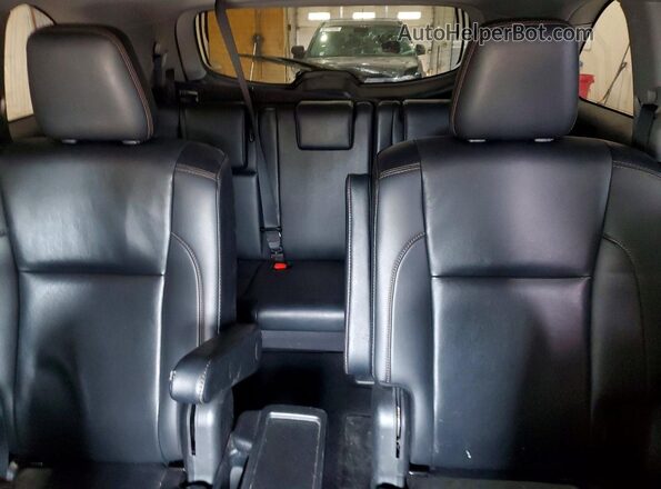 5TDJZRFH6KS598302 2019 TOYOTA HIGHLANDER White Vista de los asientos traseros