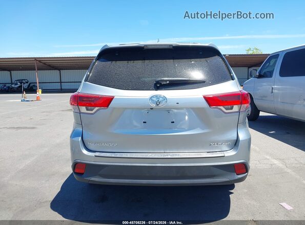 5TDJZRFH6KS609704 2019 TOYOTA HIGHLANDER Gray 