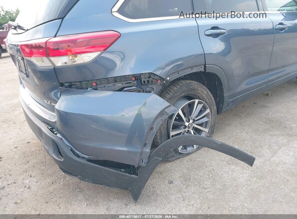 5TDJZRFH7HS471535 2017 TOYOTA HIGHLANDER Light Blue 