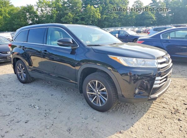 5TDJZRFH7KS617617 2019 TOYOTA HIGHLANDER Black Front right