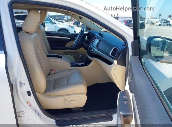 5TDJZRFH8HS431352 2017 TOYOTA HIGHLANDER White Vista interior delantera