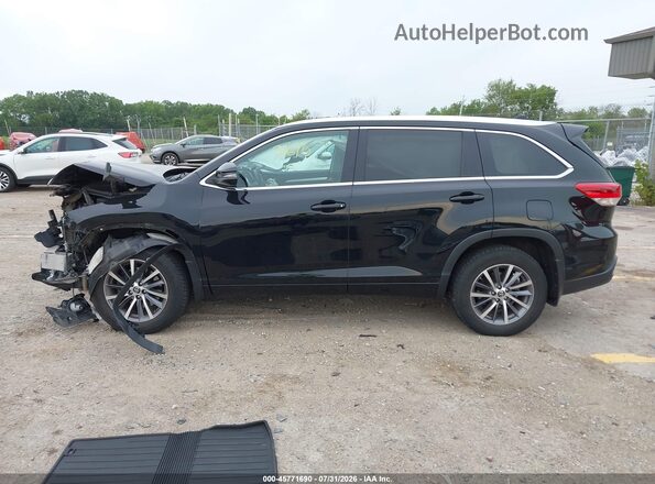 5TDJZRFH8HS465162 2017 TOYOTA HIGHLANDER Black Widok wnętrza 360 stopni