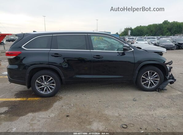 5TDJZRFH8HS465162 2017 TOYOTA HIGHLANDER Black Widok wnętrza z tyłu