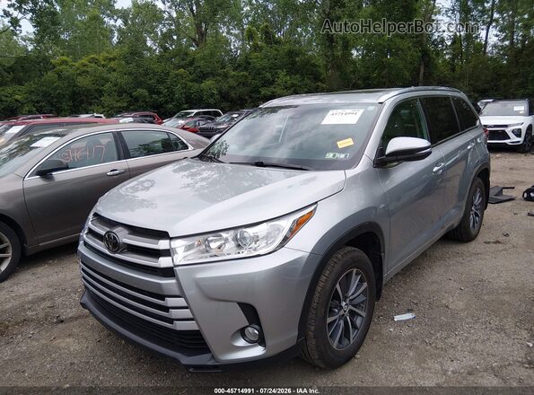 5TDJZRFH8JS552582 2018 TOYOTA HIGHLANDER Gray Przód lewy