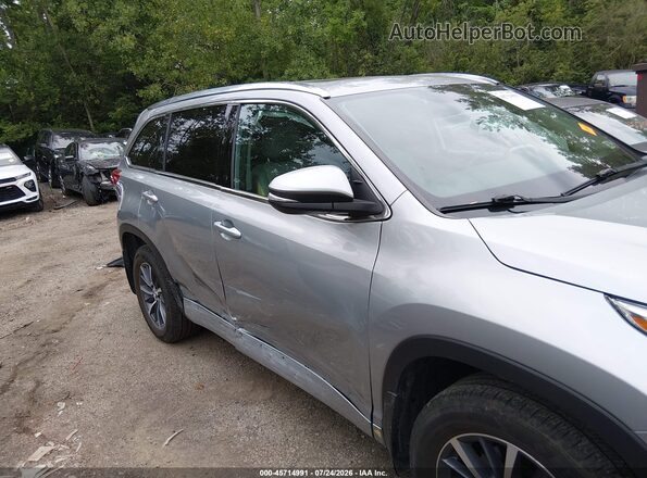 5TDJZRFH8JS552582 2018 TOYOTA HIGHLANDER Gray Widok wnętrza z tyłu
