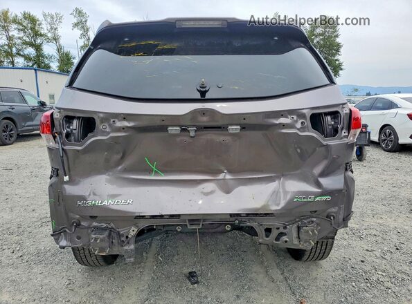 5TDJZRFH8JS552971 2018 TOYOTA HIGHLANDER Gray Widok z tyłu