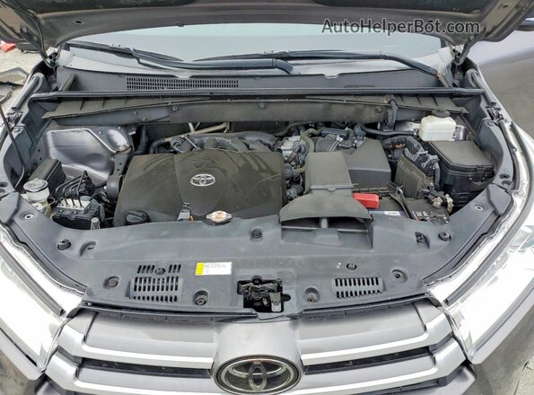 5TDJZRFH8JS552971 2018 TOYOTA HIGHLANDER Gray Widok komory silnika