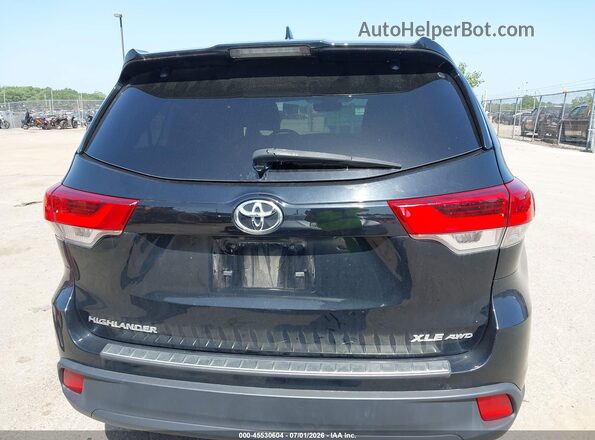 5TDJZRFH8JS825911 2018 TOYOTA HIGHLANDER Black 