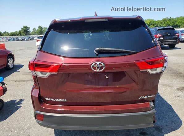 5TDJZRFH8KS704247 2019 TOYOTA HIGHLANDER Бордовый Вид сзади