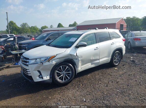 5TDJZRFH9HS364714 2017 TOYOTA HIGHLANDER White Przód lewy