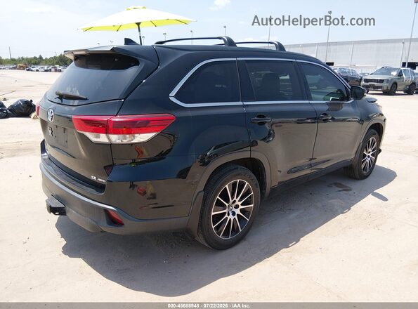 5TDJZRFH9HS440786 2017 TOYOTA HIGHLANDER Черный Задняя правая четверть