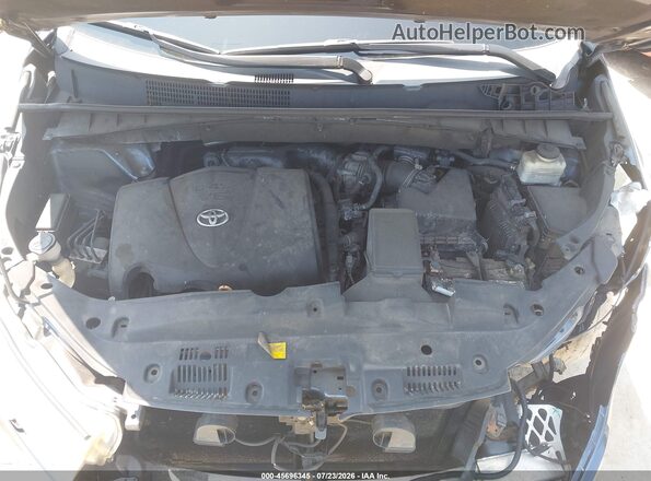 5TDJZRFH9HS449553 2017 TOYOTA HIGHLANDER Light Blue Вид сзади