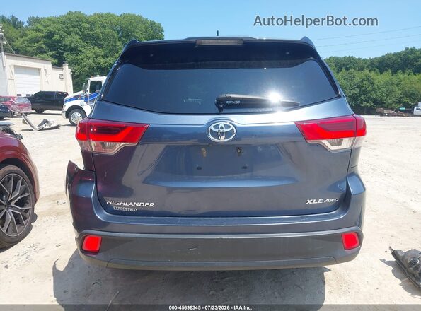 5TDJZRFH9HS449553 2017 TOYOTA HIGHLANDER Light Blue 